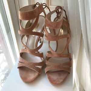 Suede nude heeled sandals